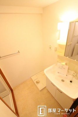 【独立洗面台】 | ベルカーサ東山台Ⅰ | 同型タイプ