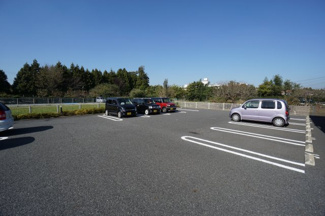 【駐車場】
