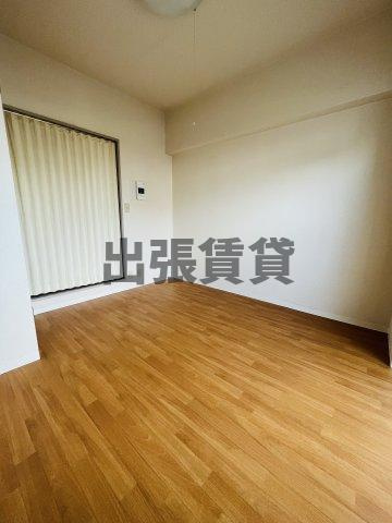 仲介手数料0円！グランデール名古屋の居間・リビング