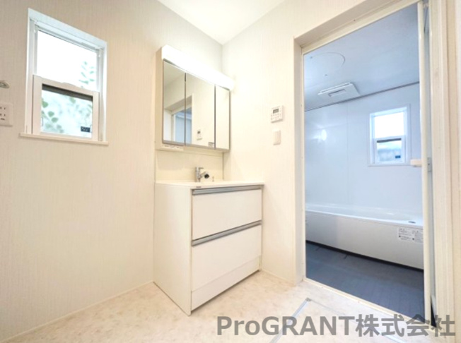 【独立洗面台】