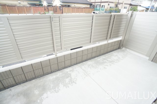 熊本市南区御幸笛田７丁目のアパートのバルコニー