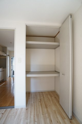 ディアコート亀戸　Ｂ棟の収納|洋室収納は披露目がうれしい♪