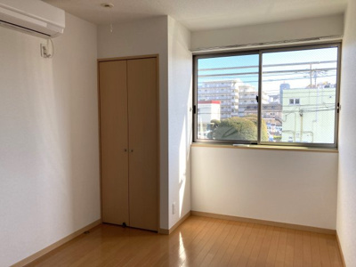 【洋室】 | キャッスルハイツ