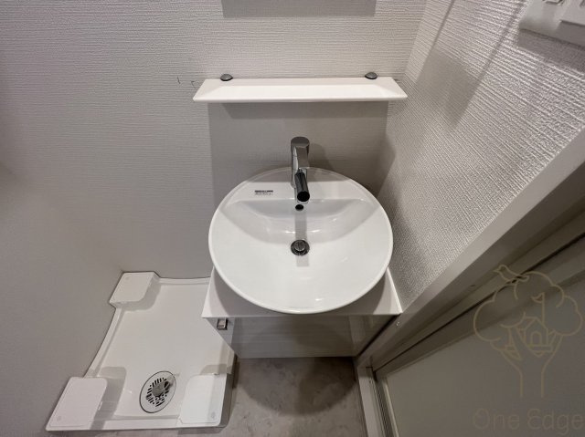 エスリード新大阪ラヴァーグの洗面所