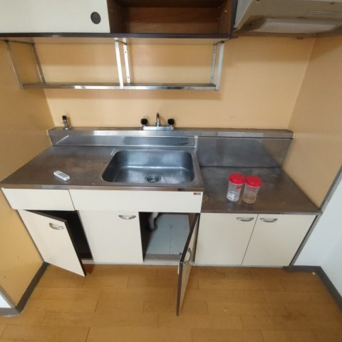 室蘭東町第１住宅のキッチン