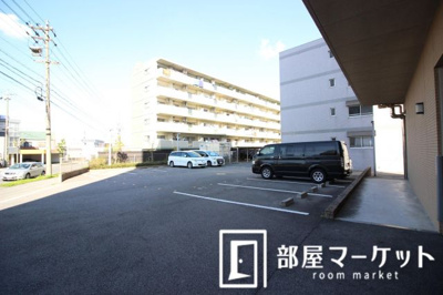 【駐車場】 | シャトー大豊 | 同型タイプ