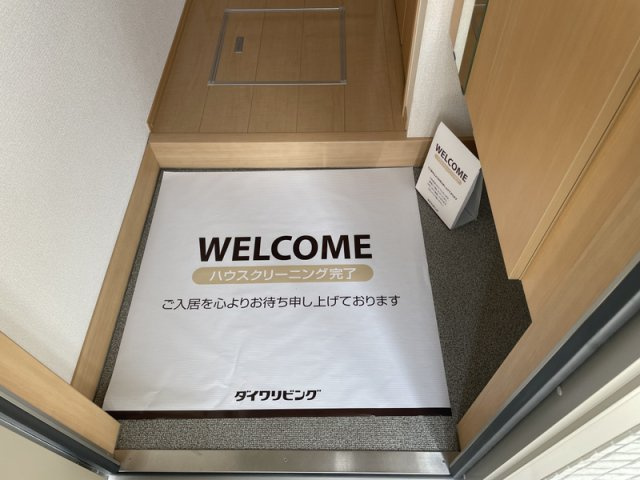 Ｖｉｌｌａ正門通　Ｂ棟の玄関