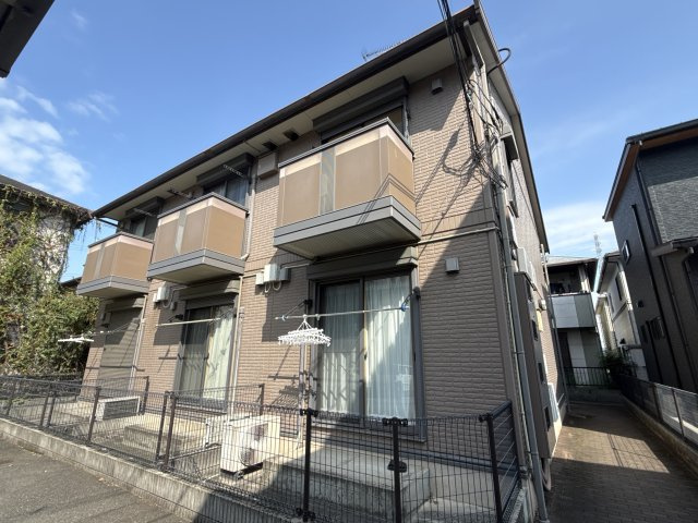 アクセスGの外観