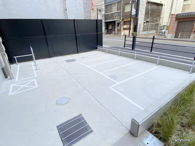S-RESIDENCE大阪上本町 仲介手数料無料の駐車場