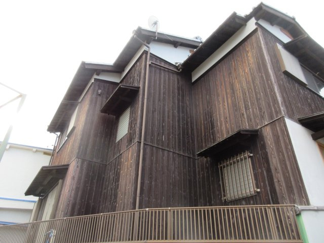 東二見貸家の外観