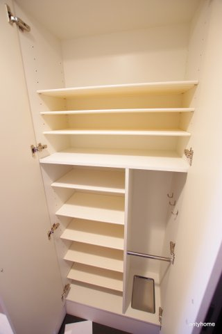 ポルトボヌール梅田WEST　仲介手数料無料の収納