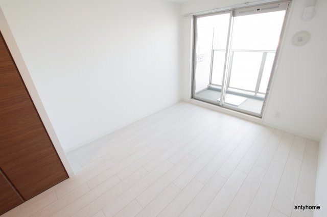 ポルトボヌール梅田WEST　仲介手数料無料の寝室