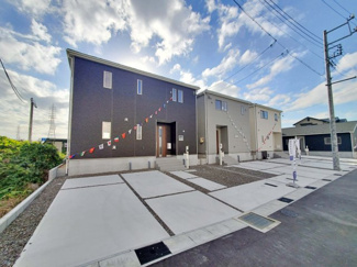 【前面道路含む現地写真】