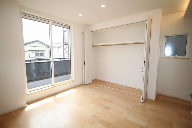 薊野西町　中古戸建　（未入居物件）の収納|2Ｆ　ＬＤＫ　11.88帖