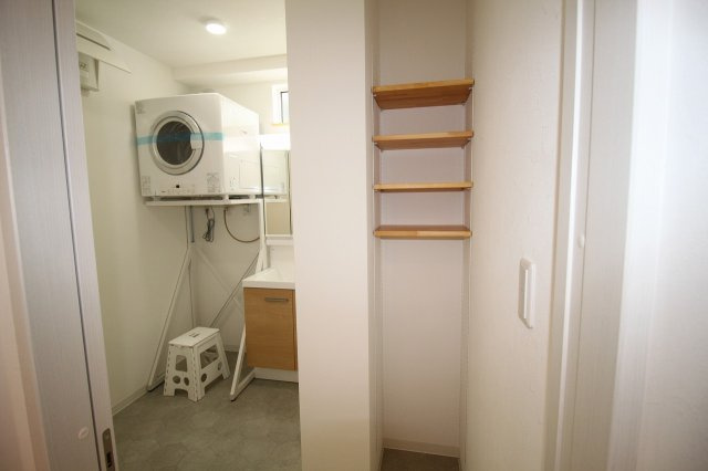 薊野西町　中古戸建　（未入居物件）の洋室|1Ｆ　南の部屋　4.5帖