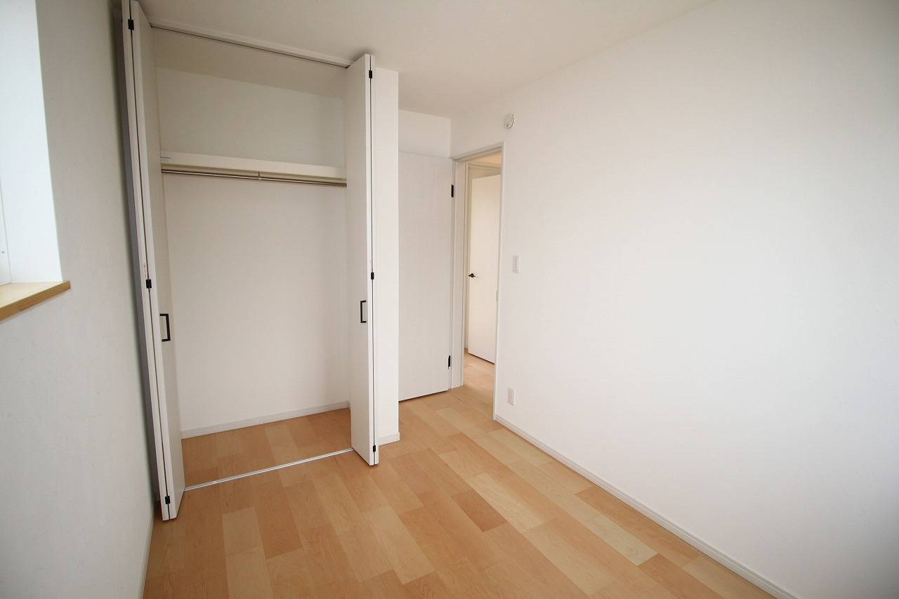 薊野西町　中古戸建　（未入居物件）の洋室|3Ｆ　北東の部屋　4.42帖