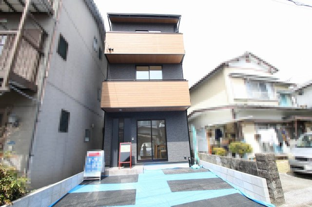 薊野西町　中古戸建　（未入居物件）の外観