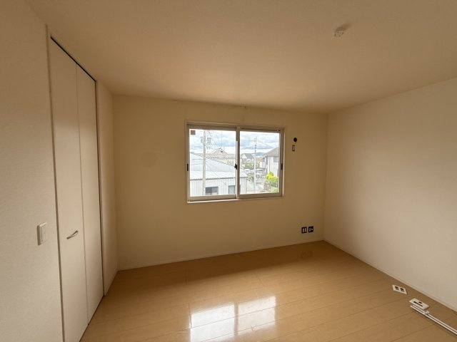 セジュール小川の洋室