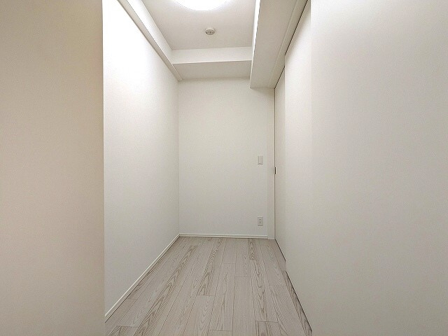 Urbanex新御徒町の設備|洋室、全室照明付き、ウォークインクローゼット