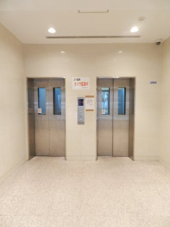 【エントランス】