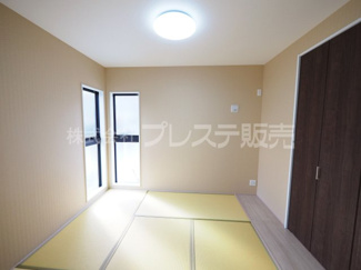 【和室】 | 奈良市北登美ヶ丘６丁目の新築一戸建 全９区画 | 現地写真（２号地和室）南向きですので、陽あたり良好です♪