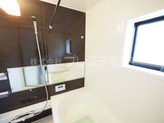 【浴室】 | 奈良市北登美ヶ丘６丁目の新築一戸建 全９区画 | 現地写真（２号地浴室）浴室暖房乾燥機を標準装備！