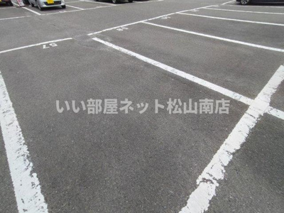 【駐車場】 | 西沢ビル