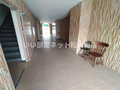 【ロビー】 | 西沢ビル