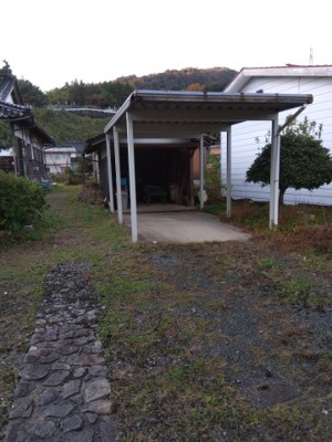 【駐車場】 | 河原町佐貫中古住宅