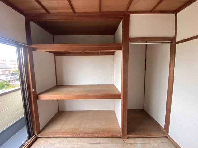 楠風台１丁借家の収納