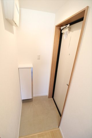 【玄関】
