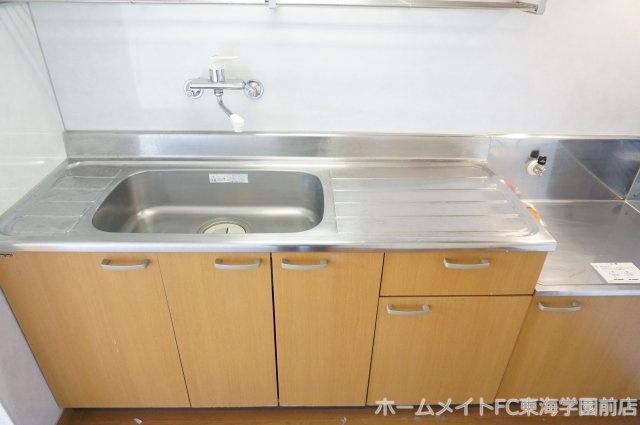 菊池郡菊陽町光の森３丁目の賃貸マンションのキッチン