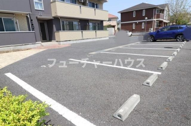 パークドプランタン　Ｂの駐車場
