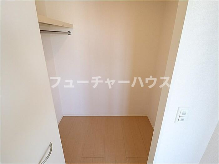 パークドプランタン　Ｂの収納