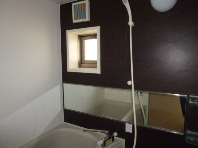 カビラＡの浴室