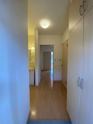 【玄関】 | ジャルダンロゼ平尾 | 別号室の写真になります。現況優先。