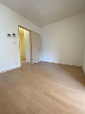 【設備】 | ジャルダンロゼ平尾 | 別号室の写真になります。現況優先。