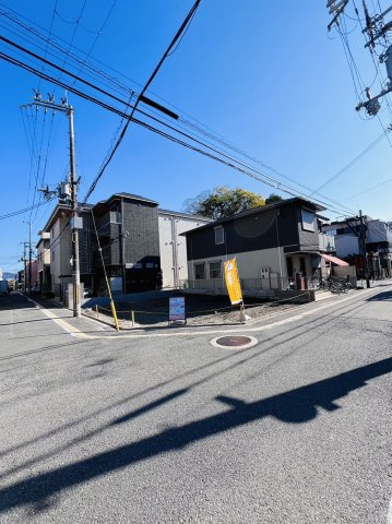 西ノ京原町1号地　条件付土地の前面道路含む現地写真