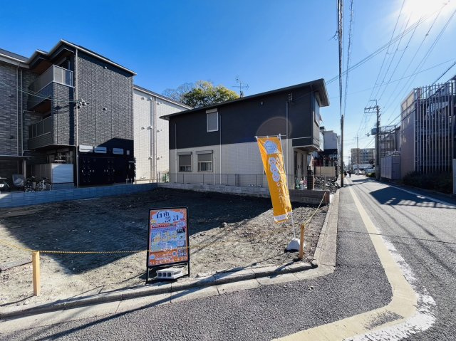 西ノ京原町1号地　条件付土地の前面道路含む現地写真