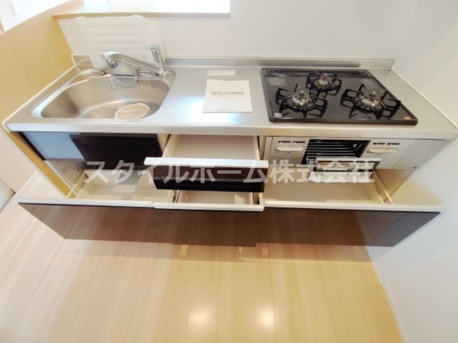 【キッチン】 | Ｄ－ｒｏｏｍやまは　B | イメージ写真です。
