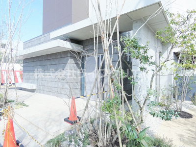 【エントランス】 | star pear | 緑も綺麗です。