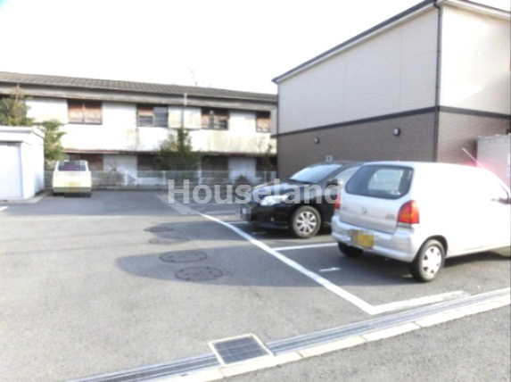 フジパレスコンフォートKの駐車場