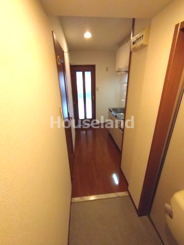 パイナップル荘の玄関