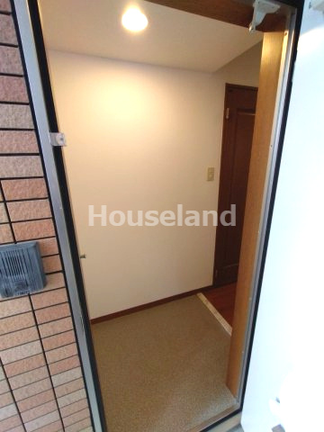 パイナップル荘の玄関