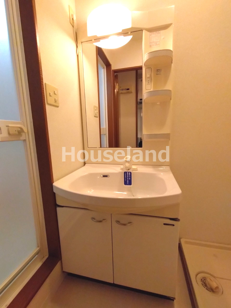 パイナップル荘の洗面所