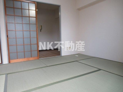 【内装】 | マンションプレザント（荒本賃貸） | 和室です