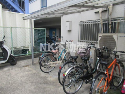 【その他共用部分】 | マンションプレザント（荒本賃貸） | 駐輪場です