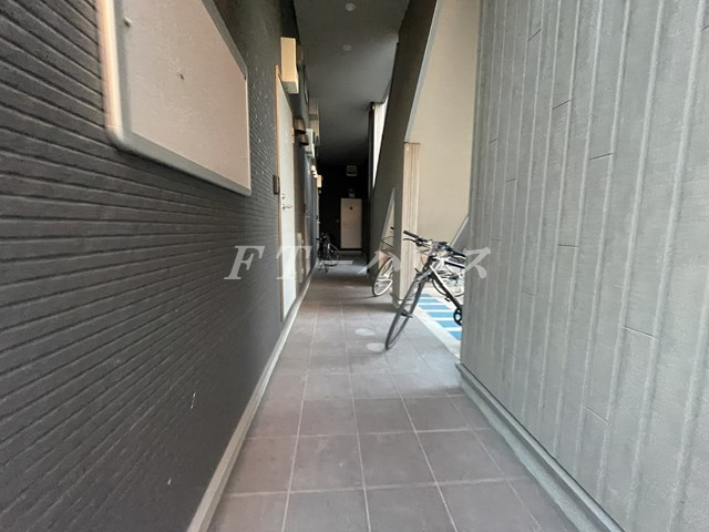 アレーゼ本大久保のロビー