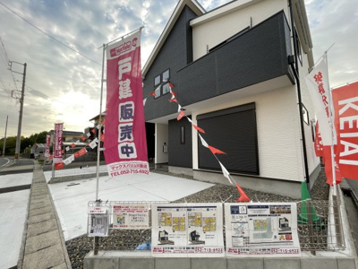 【外観】 | 守山区下志段味1期 全2棟　＜仲介手数料無料＞下志段味小・志段味中　新築一戸建て | 撮影
社長の村田です！
自らプレイヤーとして営業しています
長年の経験と実績から皆様により良いマイホーム購入のご提案をいたします。
住宅ローンの不安や購入後の不安等何でもご相談ください。