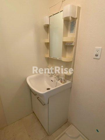 クレヴィアの洗面所